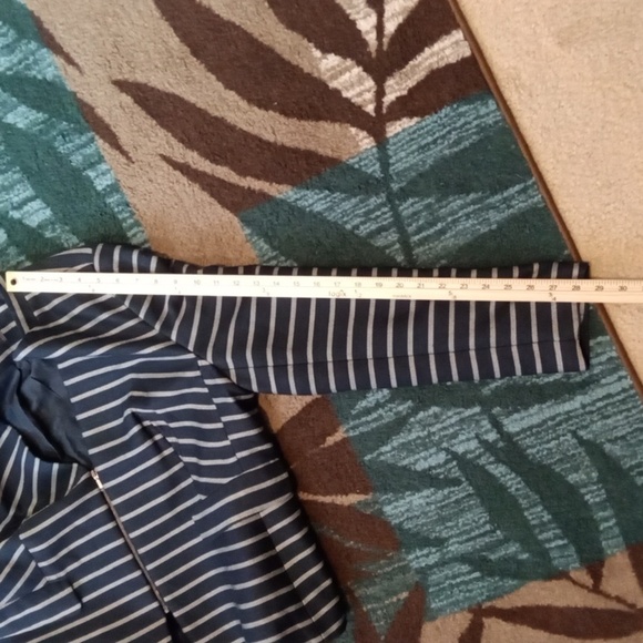 The Limited Womens Blazer Striped Short Zip Front Office Career Size XL - Picture 11 of 15